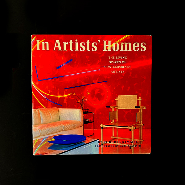 In Artists&#039; Homes : The Living Spaces of Contemporary Artists