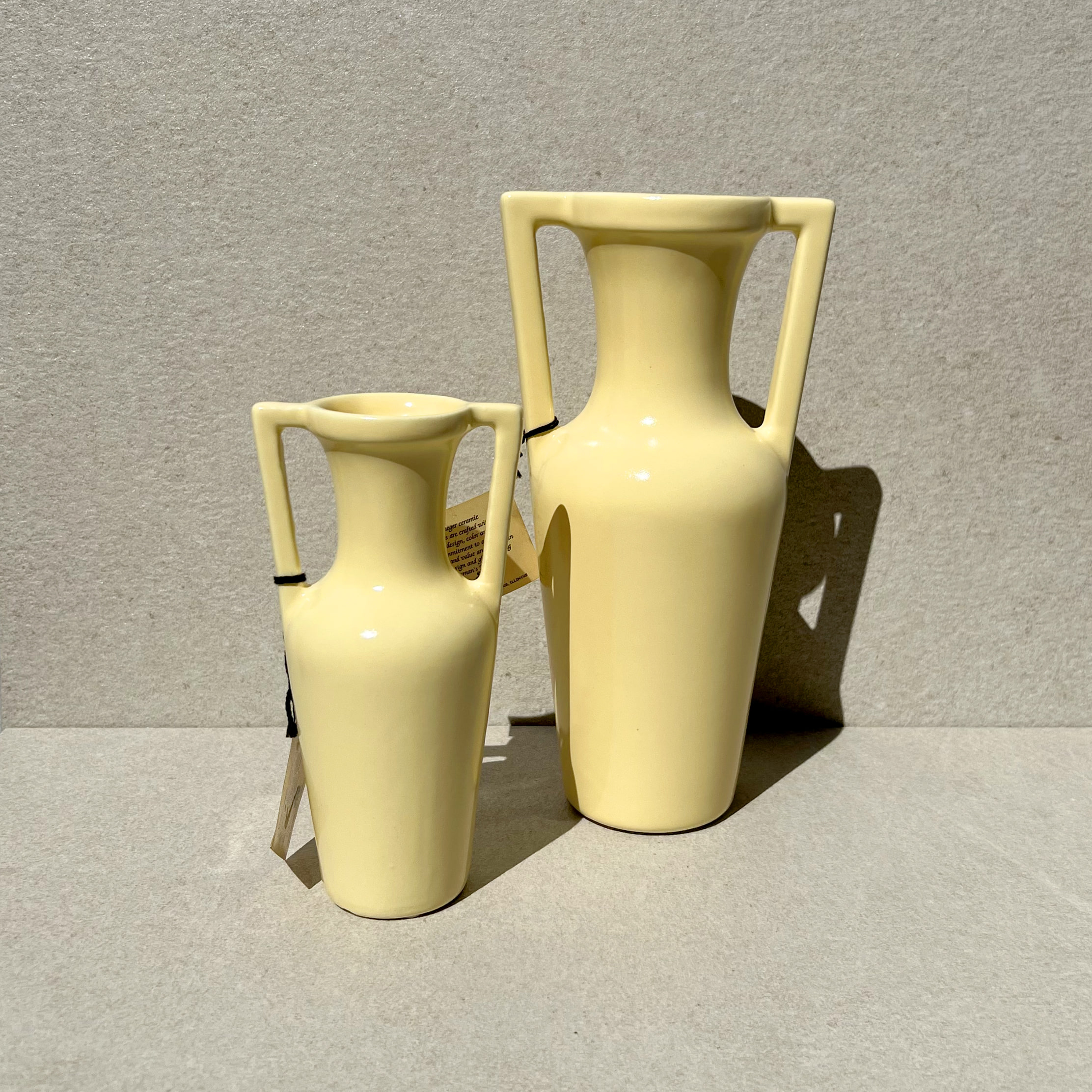 USA Royal Haeger Cream Yellow Ceramic Vase 2002s