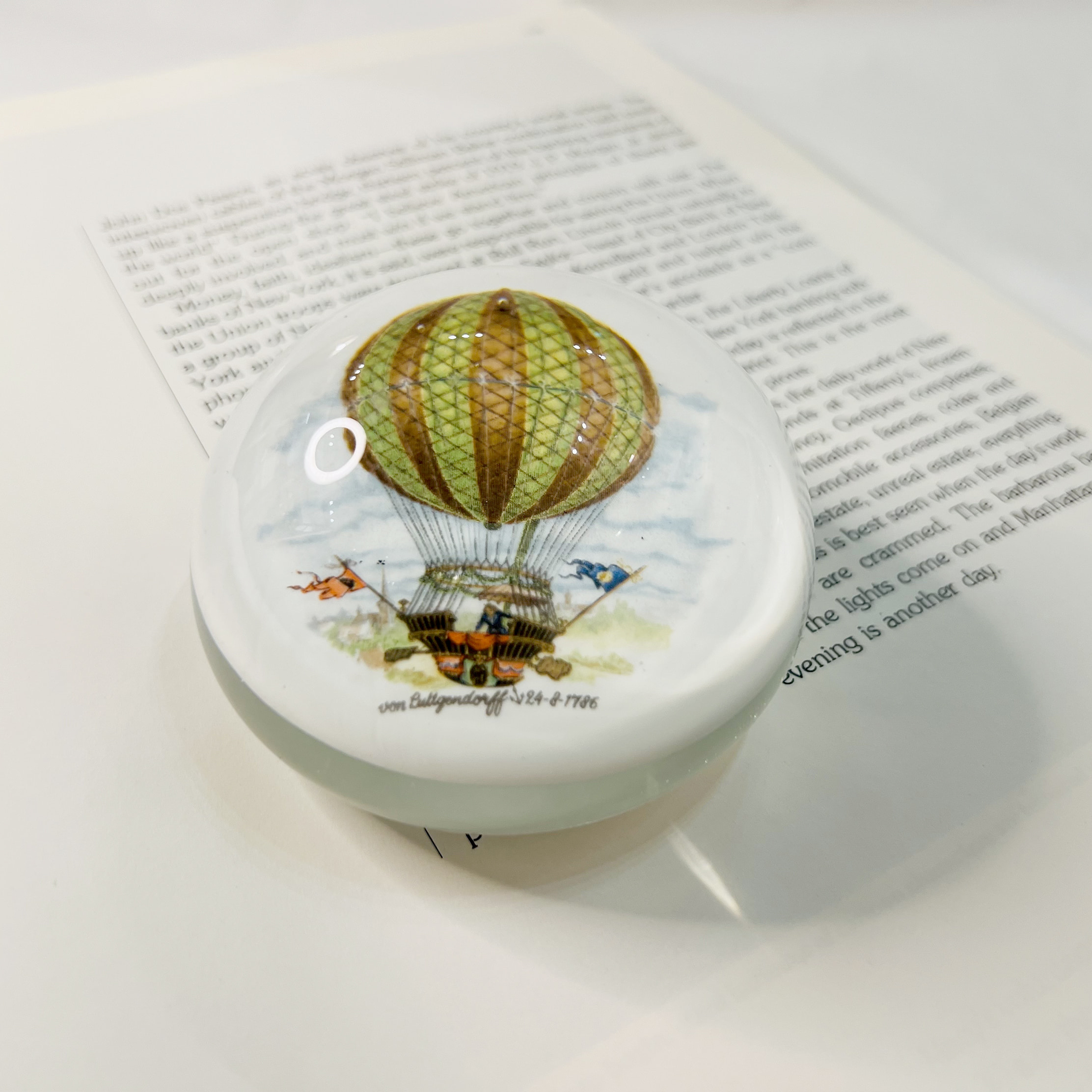 Hot Air Balloon Drowing Paperweights