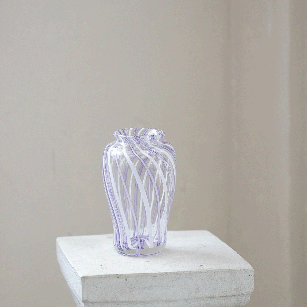 Gordon Redmond Art Glass Twist Vase